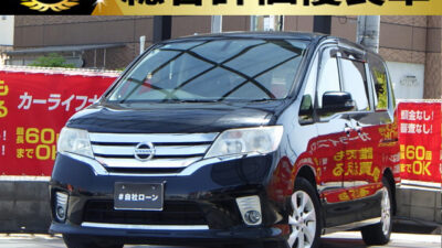 セレナ　ハイウェイスターG　S-ハイブリッド　【総合評価優良車】　《ワンオーナー》　　フルセグTV・DVD視聴可能でBluetoothオーディオ接続可能のナビ付いています📱　両側パワースライドドアで乗り降りも便利🙌　後席はシートバックテーブルやWエアコン、サンシェードなど快適にお乗りいただけます🍃　中央座席がロングスライドできてシートアレンジも多彩💺　ファミリー様にも好評のミニバンです😄　🌜大阪店専用HPも要チェック❗carlifegroup.jp で検索🕵️‍♂️　Instagram・Twitter・TikTokも随時更新中❗❗🌛《1年保証付》