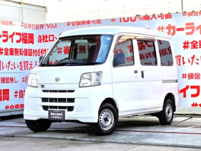 HIJET　ハイゼットカーゴ　ハイルーフDX　走行６万㌔台😲荷物の出し入れも楽々の両側スライドドア🚪リアシート収納・ハイルーフ車両で余裕の大開口・荷物出し入れ楽々🌈ナビ🗾装着プランあります👆✨黒ナンバー登録も追加料金なしで登録可能🌞納車時新品タイヤ装着🌈車検２年付🌈🚗福岡店専用HPでも在庫確認可能‼✨ 【carlifegroup.fukuoka.jp/】で検索🕵️‍♂️