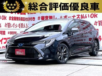 COROLLA TOURING　カローラツーリング　ハイブリッドW×B【総合評価優良車】💎最上級グレード💎🎉直列４気筒エンジン搭載で抜群の走行性能🔥純正９インチディスプレイオーディオ✨ナビ🗾Ｂｌｕｅｔｏｏｔｈ🎵📱📞バックカメラ📹ＬＥＤヘッドライト＆ＬＥＤフォグランプ＆オートＨｉビーム機能付🔦レーダークルーズコントロール＆ビルドインＥＴＣで高速道路での長距離走行も楽々快適🚗純正ドライブレコーダー付きで安心録画📹ＪＣ０８モード３０.８ｋｍ/Ｌと最高レベルの低燃費🍀納車時新品タイヤ装着🌈車検２年付🚗福岡店専用HPでも在庫確認可能‼✨ 【carlifegroup.fukuoka.jp/】で検索🕵️‍♂️