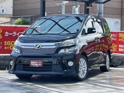 VELLFIRE　ヴェルファイア　2.4Z　～後期型～　7人乗りtypeの2列目キャプテンシート＆オットマン💺　ALPINE9インチナビでBluetoothオーディオ接続可能やALPINEフリップダウンモニターも搭載でフルセグTV・DVDも大画面で見れます🎵　デュアルエアコン、Wエアコン、ナノイー搭載エアコンなど空調装備も充実🍃　障害物センサー、バックカメラも付いており駐停車が苦手な方も安心ですね👏　🌜大阪店専用HPも要チェック❗carlifegroup.jp で検索🕵️‍♂️　Instagram・Twitter・TikTokも随時更新中❗❗🌛《1年保証付》