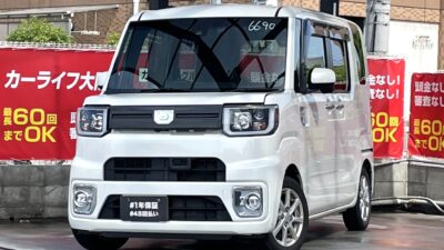 ウエイク　L　SA　Ⅱ　「視界の良さ」、「荷室の広さ」で人気のある軽自動車🚗　衝突回避支援システム「スマートアシスト」搭載💎　バックカメラやドライブレコーダーなど安心な装備も付いています👌　室内高は軽自動車トップクラスで大人4人がゆったりと乗車でき、レジャーでのご使用にも可能です⛺　🌜大阪店専用HPも要チェック❗carlifegroup.jp で検索🕵️‍♂️　Instagram・Twitter・TikTokも随時更新中❗❗🌛《1年保証付》