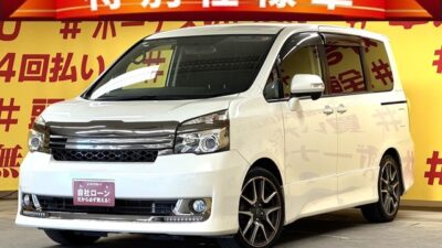 VOXY　ヴォクシー　ZS　G’ｓ バージョンEDGE【後期型】【カスタム】【特別仕様車】💎Ｇ’ｓ専用フロント・リアバンパー＆ＬＥＤデイライト＆２本出しマフラー＆純正１８インチＡＷ💎カッコよく仕上がってます😎両側パワースライドドア装備✨純正ＨＤＤナビ🗾ＤＶＤ📀Ｂｌｕｅｔｏｏｔｈ📞地デジワンセグＴＶ内臓型📺パドルシフト💡🌈TOKYO店専用HPにて更新中❗ carlifegroup.tokyo.jpで検索🕵️‍♂️🌛《1年保証付》