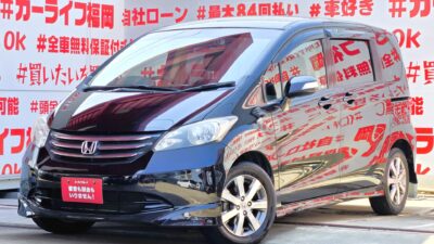 FREED　フリード　Gエアロ ハイウェイエディション　～7人乗りタイプ～　【ユーザー買取車】　社外ナビ🗾フルセグＴＶ📺ＤＶＤ📀安心のバックカメラ付＆前後ドライブレコーダー付📸ウォークスルー可能で大人数でのお出掛けも楽々🗾１，５００ｃｃクラス５ナンバーサイズのハイトコンパクト🚙両側スライドドア＆左側パワースライドドアで小さなお子様の力でも後席の乗り降り楽々です🤱明るいＨＩＤヘッドライトタイプ💡車検2年付🌈🚗福岡店専用HPでも在庫確認可能‼✨ 【carlifegroup.fukuoka.jp/】で検索🕵️‍♂️