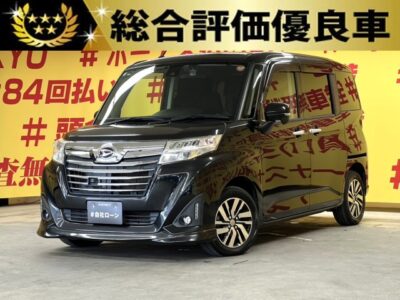 THOR　トール　カスタムG　【総合評価優良車】【車検2年付】✨低走行・高年式の大人気ハイトールコンパクトカー✨　ビッグサイズなALPINE製9インチメモリーナビ装備⚡地デジフルセグTV走行中視聴可能📺ミュージックプレイヤー接続可能Bluetooth📞🎵安全装備🔥衝突軽減ブレーキSAⅡ搭載🚙夜間走行も安心のLEDヘッドライト&LEDフォグ🔦乗り降りや荷物の出し入れも楽々のワンタッチオープナー付き両側パワースライドドア🚪🌛TOKYO店専用HPにて更新中❗ carlifegroup.tokyo.jpで検索🕵️‍♂️🌛《1年保証》