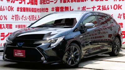 COROLLA TOURING カローラツーリング ハイブリッドWXB 🌟最上位モデル🌟純正ディスプレイオーディオはコネクティッドナビ対応🗾Bluetooth📞ステアリングから手を離さずに、さまざまな操作が可能なスイッチ搭載の革巻きステアリング👌レザテックスポーツシート💺夜間走行も安心のLEDヘッドライト&LEDフォグライト✨安全配慮のトヨタセーフティセンス・レーダークルーズコントロール装備🚗車検2年付🌈福岡店専用HPでも在庫確認可能‼✨ 【carlifegroup.fukuoka.jp/】で検索🕵️♂️