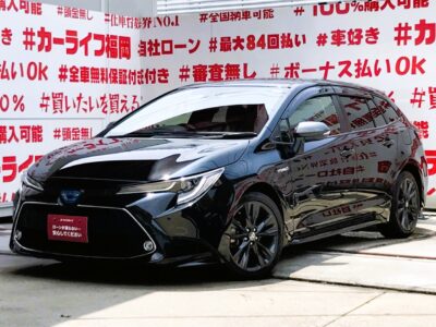 COROLLA　TOURING　カローラツーリング　ハイブリッドWXB　🌟最上位モデル🌟純正ディスプレイオーディオはコネクティッドナビ対応🗾Bluetooth📞ステアリングから手を離さずに、さまざまな操作が可能なスイッチ搭載の革巻きステアリング👌レザテックスポーツシート💺夜間走行も安心のLEDヘッドライト＆LEDフォグライト✨安全配慮のトヨタセーフティセンス・レーダークルーズコントロール装備🚗車検２年付🌈福岡店専用HPでも在庫確認可能‼✨ 【carlifegroup.fukuoka.jp/】で検索🕵️‍♂️