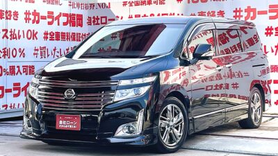 ELGRAND　エルグランド　350ハイウェイスター　プレミアム＂装備充実グレード＂月々２万円台～ＯＫ😲💎純正フロントスポイラー・デイライト付💎純正ＨＤＤマルチナビ🗾ＤＶＤ📀Ｂｌｕｅｔｏｏｔｈ🎶📱📞フルセグＴＶ内蔵型📺走行中映像視聴可能👀アラウンドビューモニター📹搭載★駐車・車庫入れもスムーズに😊７人乗りキャプテンシート💺＆純正１１インチ電動フリップダウンモニター搭載📺ＢＯＳＥサウンドシステム＆リアプライベートシアターシステム🎵🚗両側パワースライドドアー＆パワーバックドア機能付で楽々ボタン開閉可能🔘🚗福岡店専用HPでも在庫確認可能‼✨ 【carlifegroup.fukuoka.jp/】で検索🕵️‍♂️