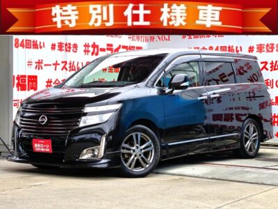 ELGRAND　エルグランド　350ハイウェイスター　アーバンクロム【特別仕様車】【4WD】　純正メーカーナビ🗾ＤＶＤ📀Ｂｌｕｅｔｏｏｔｈ🎶📞フルセグＴＶ内蔵型📺走行中映像視聴可能👀７人乗りキャプテンシートタイプ・オットマン付／純正フリップダウンモニター＆ＢＯＳＥサウンドシステム搭載でエンタメ機能も抜群📣アラウンドビューモニター搭載・楽々駐車🚗リアサイドシェード付きでプライバシー＆ＵＶ対策ＯＫ🌞両側パワースライドドア＆パワーバックドア付で大型ドアも楽々開閉🚪月々２万円台～ＯＫ✨納車時新品タイヤ装着🌈車検２年付🌈🚗福岡店専用HPでも在庫確認可能‼✨ 【carlifegroup.fukuoka.jp/】で検索🕵️‍♂️