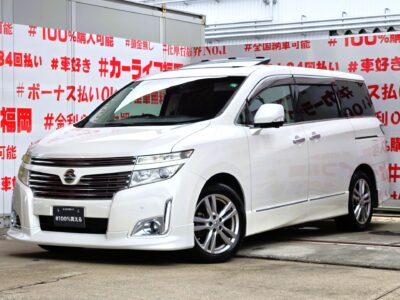 ELGRAND　エルグランド　350ハイウェイスター　💎ツインムーンルーフ付💎月々２万円台～ＯＫ😲💎純正デイライト付💎純正ＨＤＤマルチナビ🗾ＤＶＤ📀Ｂｌｕｅｔｏｏｔｈ🎶📱📞フルセグＴＶ内蔵型📺アラウンドビューモニター📹搭載★駐車・車庫入れもスムーズに😊７人乗りキャプテンシート💺＆純正フリップダウンモニター搭載📺🚗両側パワースライドドア🚪楽々ボタン開閉可能🔘車検２年付🚗福岡店専用HPでも在庫確認可能‼✨ 【carlifegroup.fukuoka.jp/】で検索🕵️‍♂️