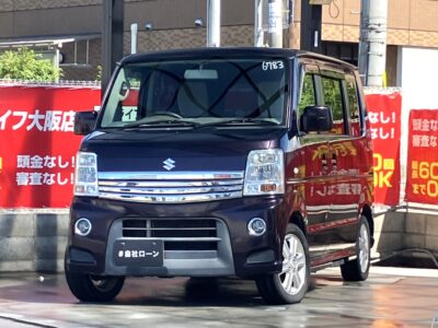エブリイワゴン　PZターボスペシャル　★Bluetoothオーディオ接続可能の社外ナビ付きます★　オートステップ付きのためお子様や高齢の方でも非常に乗りやすい軽1BOX🚗　快適な居住空間と広い荷室空間で万能に使用できます✨️　ターボで荷物や人数が乗っても力強い走りが可能🔥　🌜大阪店専用HPも要チェック❗carlifegroup.jp で検索🕵️‍♂️　Instagram・Twitter・TikTokも随時更新中❗❗🌛《1年保証付》