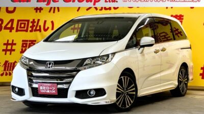 ODYSSEY オデッセイ アブソルートEX 【車検2年付】👑最上級グレードが月々3万円台~👑 💎メーカーオプションの純正インターナビ搭載🎵DVD📀Bluetooth🎶📞フルセグTV内蔵型📺駐車時に安心のバックカメラつき👀ハーフレザーシート&オットマン付きキャプテンシートで高級感のある車内✨3列目のシートを床下に収納できるので荷物もたくさん載せられて便利です😍💡レジャーやウィンタースポーツにも最適⛺🌛TOKYO店専用HPにて更新中❗ carlifegroup.tokyo.jpで検索🕵️♂️🌛《1年保証》