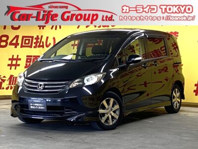 FREED　フリード　Gエアロ　ハイウェイエディション【特別仕様車】【車検2年付】　純正メモリーナビ🚗ワンセグTV視聴可能です📺後方も安心バックカメラ付✨左側パワースライドドアで後席の乗り降りや荷物の出し入れラクラクです🤱HIDヘッドライトで夜間も安心🌈ウォークスルー可能で大人数でのお出掛けも楽々🗾　5ナンバーサイズの７人乗りコンパクト✨🌛TOKYO店専用HPにて更新中❗ carlifegroup.tokyo.jpで検索🕵️‍♂️🌛《1年保証》