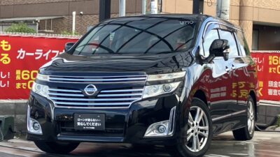 エルグランド ハイウェイスター 力強い走りと上質な室内空間を兼ね備えたワンランク上の日産高級ミニバン💫 広々とした室内空間&ゆったり座れるキャプテンシートの7人乗りtype💺 ハーフレザーシートやサンシェード、Wエアコンなど、どの席に座っても快適です🙌 🌜大阪店専用HPも要チェック❗carlifegroup.jp で検索🕵️♂️ Instagram・Twitter・TikTokも随時更新中❗❗🌛《1年保証付》