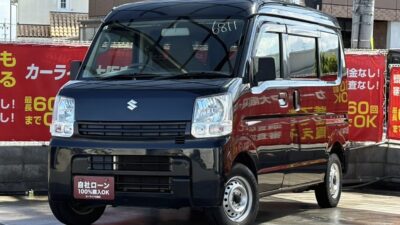 エブリィバン PC 配送業者さん必見の軽バン🚚 平成30年式💨 後席フルフラットにすれば大容量スペースが確保できるのでお荷物もたくさん載ります🙌 キーレスなのでドアの開け閉めも楽々できます🔑 🌜大阪店専用HPも要チェック❗carlifegroup.jp で検索🕵️♂️ Instagram・Twitter・TikTokも随時更新中❗❗🌛《1年保証付》