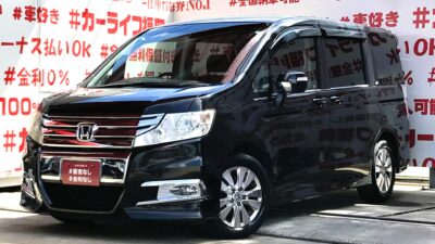 STEPWGN ステップワゴン スパーダ Z ✨低床・低重心でクラス最大の室内空間プラス充実装備の『Z』登場‼️ストラーダSDナビ🗾フルセグTV📺CD・DVD視聴可能📀左右電動スライドドア🌟明るいHIDヘッドライト✨後席カーテン💺3列目シートは床下収納できます🚗納車時新品タイヤ装着🌈車検2年付✌️福岡店専用HPでも在庫確認可能‼✨ 【carlifegroup.fukuoka.jp/】で検索🕵️♂️