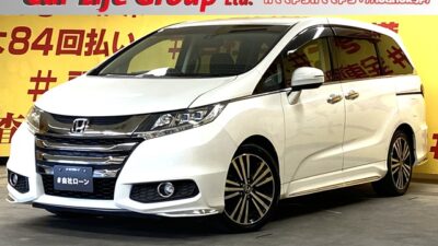 ODYSSEY オデッセイ アブソルートEX 【車検2年付】 メーカーオプションの純正インターナビ搭載🎵フルセグ&DVD視聴可能です📺駐車時に安心のバックカメラつき👀HDMI&USB装備✨高級感のあるハーフレザーシート✨ 3列目シートを床下に収納できるので荷物がたくさん載ります!!レジャーやウィンタースポーツにも最適です⛺ 純正LEDヘッドライト&フォグランプで夜間の走行時も安心です💡 パドルシフト&クルーズコントロール付きで走行も楽しいですよ🌛TOKYO店専用HPにて更新中❗ carlifegroup.tokyo.jpで検索🕵️♂️🌛《1年保証》