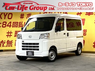 HIJET　ハイゼットカーゴ　デラックス【現行型】　純正オーディオ（ラジオ機能付♪）安心スマートアシストⅢ💎コーナーセンサー✨小物などたくさん入れられるオーバヘッドコンソール付き♪パワステ🌞パワーウィンドウ✨キーレス装備🌈　LEDヘッドライト✨荷物の量に合わせてヘッドライトの角度が調整できるヘッドライトレベライザー搭載💪🌛TOKYO店専用HPにて更新中❗ carlifegroup.tokyo.jpで検索🕵️‍♂️🌛《1年保証》