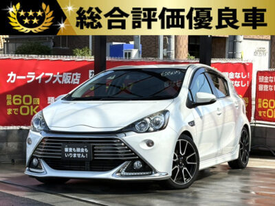 アクア　G　G’ｓ　【総合評価優良車】　「Glider Mode（グライダーモード）」搭載で車の燃費向上や省エネ運転に使える走行モード🍃　大人気G’sグレードの上級モデル✨　足回り・内装デザイン・外装デザインがとことんカスタムされたコンプリートカー💎　SDナビでフルセグTV･DVDの視聴はもちろん、Bluetoothオーディオ再生可能です🎶　燃費も良く、スポーティーなキビキビとした走りをお求めの方はこちらがピッタリです🏁　🌜大阪店専用HPも要チェック❗carlifegroup.jp で検索🕵️‍♂️　Instagram・Twitter・TikTokも随時更新中❗❗🌛《1年保証付》