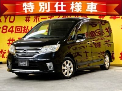 SERENA セレナ ハイウェイスター Jパッケージ 【特別仕様車】純正HDDナビ🗾CD💿DVD📀地デジフルセグTV📺走行中映像視聴可能👀Bluetoothオーディオも接続可能なのでスマホ等から音楽を流せます📱✨💎両側パワースライドドア・楽々ワンタッチボタン開閉式💎ウォークスルーで車内の行き来自由自在💺マルチセンターシートで中央の席が前後自由自在に動くのでシートアレンジや移動も便利👌リアサイドシェード付・UV・プライバシーも安心👀🔦高速走行もストレスなしのETC&クルーズコントロール🚗安心装備のバックカメラ付き📷夜間走行時でも明るいHIDヘッドライト&フォグ🔦 🌛TOKYO店専用HPにて更新中❗ carlifegroup.tokyo.jpで検索🕵️♂️🌛《1年保証》