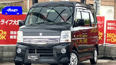 エブリイワゴン PZターボスぺシャル フルタイム4WD ターボで力強い走りが可能でフルタイム4WDなので雪道などでも安心してお乗りいただけます❄️ 社外SDナビでTV・DVD視聴可能🎵 左側オートステップで乗り降りや荷物の積み下ろしにも便利📦 ハイルーフで荷物もたくさん載ります👌 🌜大阪店専用HPも要チェック❗carlifegroup.jp で検索🕵️♂️ Instagram・Twitter・TikTokも随時更新中❗❗🌛《1年保証付》