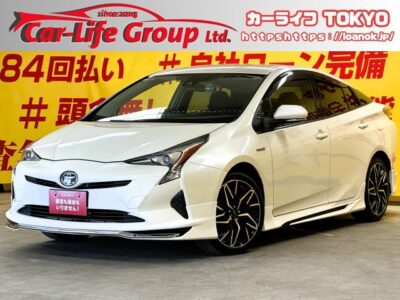 PRIUS　プリウス　S　【4WD】【車検2年付】🌈大人気５０型プリウス🌈トヨタ純正SDナビ装備🎵Bluetoothオーディオで音楽再生出来ます🎶駐車時に安心なバックカメラ付👀✨新品社外フルエアロ＆新品ホイール＆新品タイヤ装着済み😍✨ＬＥＤヘッドライト・オートＨｉビーム機能付💡レーダークルーズコントロール・高速走行も追尾機能で楽々運転🚗カタログ燃費ＪＣ０８モード🍃３７．２ｋｍ／Ｌのお財布に優しい低燃費✨🌜TOKYO店専用HPにて更新中❗ carlifegroup.tokyo.jpで検索🕵️‍♂️🌛《1年保証付》