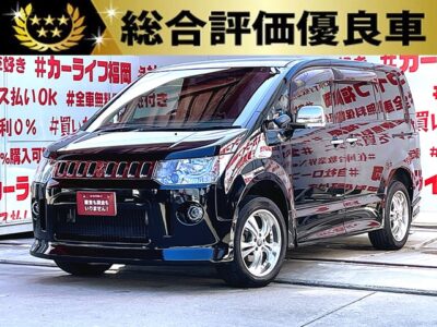 DELICA　デリカ D5　ＲＯＡＤＥＳＴ　Ｇパワーパッケージ　【総合評価優良車】【カスタム】【４ＷＤ】＂エアロタイプ😎のデリカＤ５・８人乗り💺タイプ＂装備充実で月々２万円台～ＯＫ💴パナソニック１０インチフローティングナビ🗾ＤＶＤ💿Ｂｌｕｅｔｏｏｔｈ📱フルセグＴＶ内蔵型📺走行中映像視聴可能👀機敏な🎚️シフトチェンジ🕹️が可能🙌パドルシフト🤲両側パワースライドドアーで頑丈なドアも楽々開閉🚪ローデストエアロタイプでワイドボディの重厚感がさらにＵＰ💎前後ドライブレコーダー付きで安心録画📹🌈🚗福岡店専用HPでも在庫確認可能‼✨ 【carlifegroup.fukuoka.jp/】で検索🕵️‍♂️