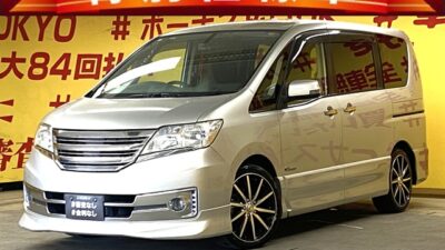 SERENA　セレナ　ライダー　パフォーマンススペック　S－ハイブリッド【特別仕様車】【車検２年付】　地デジフルセグTV📺＆DVD📀視聴可能＋Bluetoothオーディオでスマホから音楽再生可能です🎶✨フリップダウンモニター搭載で後席も快適な空間です🌈両側パワースライドドアや革巻きステアリングなど装備もGOOD👌高速時楽々ETC🌛TOKYO店専用HPにて更新中❗ carlifegroup.tokyo.jpで検索🕵️‍♂️🌛