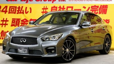 SKYLINE　スカイライン　350GT　HYBRID　タイプSＰ　💡大人気ハイブリッドモデル💡純正HDDナビ🗾地デジフルセグTV&DVD視聴可能😆Bluetoothオーディオでスマホから音楽再生可能🎶🔥最高出力３０６psハイパワースポーツセダン🔥3,500ccの加速性能とカタログ燃費18.4km/Lでクラストップレベルの燃費を両立⛽高級感と機能性を兼ね備えたセンターコンソールツインディスプレイタイプ👑アラウンドビューモニターで死角が少なく、狭い場所でも安全に駐車することが可能📸✨夜間でも明るいLEDヘッドライト&LEDフォグランプ😎　🌜TOKYO店専用HPにて更新中❗ carlifegroup.tokyo.jpで検索🕵️‍♂️🌛《1年保証付》