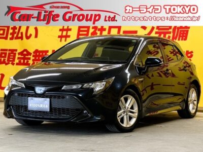 COROLLA　SPORTS　カローラスポーツ　HV-G　TOKYO店初入庫😆🎉　1.8Lエンジン🔥＋ハイブリッドシステム🔋を搭載し優れた低燃費JC08モード走行燃費22.4km／Lで環境にもお財布にも優しい🍀クルーズコントロール＆ビルトインETCで高速道路も快適に通行できます🚗純正9インチＳＤナビ🗾Ｂｌｕｅｔｏｏｔｈ🎶📱📞フルセグＴＶ内蔵型📺充実のオーディオ装備でロングドライブにも持って来いです😆🌈TOKYO店専用HPにて更新中❗ carlifegroup.tokyo.jpで検索🕵️‍♂️🌛《1年保証付》