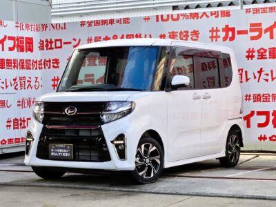 TANTO CUSTOM　タント　カスタムＸセレクション　＂現行ＬＡ６５０型＂🌈令和２年式＆走行距離２万キロの高年式・低走行車両🏁シーケンシャルウインカー内蔵フルＬＥＤヘッドライト＆ＬＥＤフォグランプ＆ＬＥＤデイライト採用💡ストラーダメモリーナビ🗾ＤＶＤ📀Ｂｌｕｅｔｏｏｔｈ🎶📱📞フルセグＴＶ内蔵型📺走行中映像視聴可能👀安全装備・スマートアシスト機能装備🚗初採用・運転席ロングスライドシート💺豪華装備充実の１台💎ＪＣ０８モード燃費２７．２ｋｍ／リットル🌿納車時新品タイヤ装着🌈🚗福岡店専用HPでも在庫確認可能‼✨ 【carlifegroup.fukuoka.jp/】で検索🕵️‍♂️