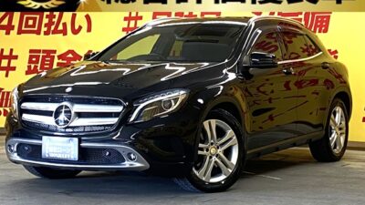 MERCEDES BENZ メルセデス・ベンツ　GLA250 4マチック【4WD】【車検２年付】【総合評価優良車】レーダーセーフティーＰＫＧ搭載で安心安全機能💡コンパクトＳＵＶ✨低排気ターボエンジン✨純正ＨＤＤナビ🗾ＤＶＤ📀Ｂｌｕｅｔｏｏｔｈ🎶📱📞・フルセグＴＶ内臓📺パドルシフト機能付きで機敏なスポーツマチック機能も味わえます🏎明るいＨＩＤヘッドライト＆フォグランプ‼️高級感タップリハーフレザーシート✨純正18インチAW＆スタッドレスタイヤ付❄️☃️ carlifegroup.tokyo.jpで検索🕵️‍♂️🌛《1年保証付》