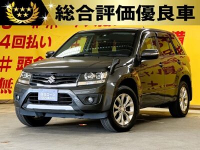 ESCUDO　エスクード　XG　【4WD】【総合評価優良車】‘‘本格的な四輪駆動のスズキのSUV車‘‘☆彡　✨🌈嬉しい車検２年付き🌈　😊👌納車時新品タイヤ４本装着✨フロントガラスガラスヒーター・ミラーヒーター・シートヒーター機能搭載で寒い地域にお住まい方にオススメです❄☃❗❗　🎶社外ナビ搭載😁👍地デジフルセグTV❗❗クルーズコントロール機能で高速道路の長距離ドライブも楽々🚗🌛TOKYO店専用HPにて更新中❗ carlifegroup.tokyo.jpで検索🕵️‍♂️🌛《1年保証》