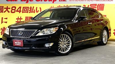 LEXUS　レクサス　LS460　バージョンSZ　Iパッケージ 中期型【ムーンルーフ】【走行58000ｋｍ】✨上級グレード✨大人気の中期型✨ファイングラフィックメーター💎純正HDDナビ＆マークレビンソン🎵地デジフルセグTV・Bluetooth・ミュージックサーバー・DVD・CD機能付き✌️多彩なオーディオソースをLEXUSプレミアムサウンドシステムでご堪能ください😁バックカメラ付📸プリクラッシュセーフティシステム✨快適&最高のムーンルーフ😎　黒本革シート（前席パワーシート&前席シートエアコン＆後席シートヒーター＆ステアリングヒーター！）✨　夜間でも明るいHIDヘッドライト&HIDフォグ🌞　駐車時に便利なブレーキホールド機能付き！　電動リアサンシェード&サイドサンシェード付き！　純正19インチアルミホイール🍩🌛TOKYO店専用HPにて更新中❗ carlifegroup.tokyo.jpで検索🕵️‍♂️🌛《1年保証付》