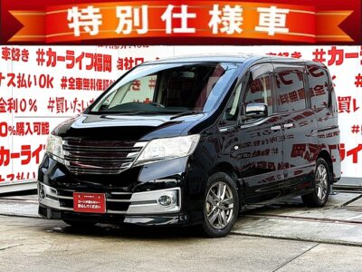 SERENA　セレナ　ライダー　Jパッケージ【特別仕様車】✨オーテックジャパンがメッキパーツを施したライダーシリーズ低価格ミニバン✨ 💎純正ＨＤＤナビ🗾ＤＶＤ💿Ｂｌｕｅｔｏｏｔｈ🎶📱📞フルセグＴＶ内蔵型📺走行中映像視聴可能👀 両側スライド左側パワースライドドア装備で荷物の出し入れも乗り降りも楽々🚪 リアサイドシェード付・ＵＶ・プライバシーも安心👀明るいＬＥＤヘッドライト・ＬＥＤフォグランプ装着済💡🌀高速も楽々走行・クルコン付🌈安心録画・ドライブレコーダー📹納車時新品タイヤ装着🌈🚗福岡店専用HPでも在庫確認可能‼【carlifegroup.fukuoka.jp/】で検索🕵️‍♂️