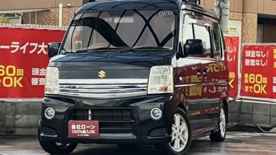 エブリイワゴン　PZターボ　スペシャル　RSR製ダウンサスでローダウンされた1台🚗　両側パワースライドドアや左側オートステップで小さなお子様やお年寄りの方も乗り降り楽々👌　バックカメラも付いているので駐停車も安心ですね✨　🌜大阪店専用HPも要チェック❗carlifegroup.jp で検索🕵️‍♂️　Instagram・Twitter・TikTokも随時更新中❗❗🌛《1年保証付》