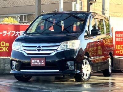 セレナ　HWS　S-HV　Vセレクション　ミニバン💨×ハイブリッド🍃　フルセグTV・DVD視聴可のナビでBluetoothオーディオも接続可能🎵　後席はシートバックテーブル、サンシェード、Wエアコンなど快適にお乗りいただけます😍　ワンタッチの両側パワースライドドアでドアの開閉も楽々可能です💎　🌜大阪店専用HPも要チェック❗carlifegroup.jp で検索🕵️‍♂️　Instagram・Twitter・TikTokも随時更新中❗❗🌛《1年保証付》