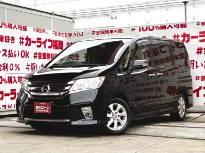 SERENA　セレナ　ハイウェイスターVセレクション【特別仕様車】🌟低価格ミニバン・大人気・福岡店在庫台数増加中📣＂両側パワースライドドアー装備・楽々ワンタッチボタン開閉式🚪ストラーダＳＤナビ🗾ＤＶＤ📀Ｂｌｕｅｔｏｏｔｈ🎶📱📞フルセグＴＶ内臓型📺Ｗエアコンタイプ🌀リアの温度調整も可能で室内快適✨サイドバイザー付👀高速走行はクルーズコントロール機能にお任せ・楽々運転🎉納車時新品タイヤ装着🌈車検２年付🚗福岡店専用HPでも在庫確認可能‼【carlifegroup.fukuoka.jp/】で検索🕵️‍♂️