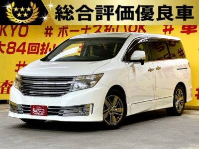 ELGRAND　エルグランド　ライダー 【4WD】【特別仕様車】【総合評価優良車】【車検２年付】👑黒本革シート👑4WDで雪道や悪路でも安定した走行ができて安心です✨ライダーならではのインパクトのあるフロントマスク✨オーテック18インチスタッドレスAW装着✨純正HDDナビ🗾CD・DVD・Bluetooth💿📱🎶フルセグＴＶ内蔵型📺後席はオットマン付きキャプテンシート・両側パワースライドドア・Wエアコン・純正フリップダウンモニター付で快適👩‍👧‍👦👍助手席オットマン機能付👌前後ドライブレコーダー付きで安心走行🚗✨TOKYO店専用HPにて更新中❗ carlifegroup.tokyo.jpで検索🕵️‍♂️🌛《1年保証付》