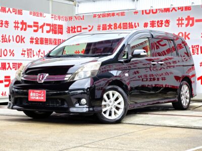 ISIS　アイシス　プラタナ　Ｖセレクション　 ＂内外装程度良好車！！人気の低重心💐低価格３列シートステーションワゴン＂月々１万円台～ＯＫ💎クラリオンＳＤナビ🗾ＤＶＤ📀Ｂｌｕｅｔｏｏｔｈ🎶📱📞フルセグＴＶ内蔵型📺走行中映像視聴可能👀大解放の左側ピラーレスタイプ・左側パワースライドドア🚪ＨＩＤヘッドライト＆フォグランプ付で夜間視野確保🔦🚗福岡店専用HPでも在庫確認可能‼✨ 【carlifegroup.fukuoka.jp/】で検索🕵️‍♂️