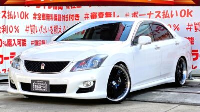 CROWN　クラウン　2.5アスリートアニバーサリーエディション【カスタム】【特別仕様車】💎人気ホイール・ロクサーニ２０インチＡＷ⚡＆ＢＬＩＴＺ車高調ローダウン⚡装着済💎純正ＨＤＤナビ🗾ＤＶＤ📀地デジフルセグＴＶ内蔵📺走行中映像視聴可能👀Ｂｌｕｅｔｏｏｔｈ🎶📱📞クルーズコントロールで高速道路も快適走行🚗バックカメラ＆サイドカメラ付で楽々駐車✨ＨＩＤヘッドライト＆ＬＥＤフォグランプで夜間視野確保🔦月々２万円台～ＯＫ🚗福岡店専用HPでも在庫確認可能‼✨【carlifegroup.fukuoka.jp/】で検索🕵️‍♂️