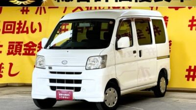 HIJET　ハイゼットカーゴ　クルーズ　【総合評価優良車】【４WD】👑低走行7万キロ台👑車検たっぷりR9年11月まで👀✨　純正メモリーナビ🗾地デジワンセグTV📺安心のドライブレコーダー付き🎥荷物の量に合わせてヘッドライトの角度が調整できるヘッドライトレベライザー搭載🔦大きな荷物も乗せられて日常でもお仕事でも便利な1台🚗✨抜群の収納スペース・オーバーヘッドコンソール付😊🎵両側スライドドア🚪ハイルーフ車両😍パワーウィンドウ✨キーレス装備🌈配送のお仕事にも便利🛞事業用黒ナンバー取得可能💡🌛TOKYO店専用HPにて更新中❗ carlifegroup.tokyo.jpで検索🕵️‍♂️🌛《1年保証》