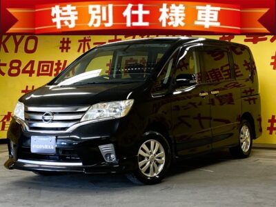 SERENA　セレナ　ハイウェイスター エアロモード【４WD】【特別仕様車】純正15AW＆スタッドレスタイヤ🛞イクリプス9インチSDナビ🗾ＤＶＤ📀Ｂｌｕｅｔｏｏｔｈ🎶📞フルセグＴＶ📺後席ALPINEフリップダウンモニター　✨両側スライドドア（左側パワースライド）装備・楽々ワンタッチボタン開閉式✨マルチセンターシートで様々なシートアレンジが楽しめます😍👌Ｗエアコンタイプでリアの温度調整も可能🌀高速走行もストレスなしのビルトインETC&クルーズコントロール🚗後方視界も良好なバックカメラ📷リアサイドシェード付・ＵＶ・プライバシーも安心🌛TOKYO店専用HPにて更新中❗ carlifegroup.tokyo.jpで検索🕵️‍♂️🌛《1年保証》