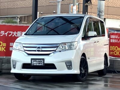 セレナ　HWS　S-HV　ミニバン💨×ハイブリッド🍃　フルセグTV・DVD視聴可のナビでBluetoothオーディオも接続可能🎵　後席はシートバックテーブル、サンシェード、Wエアコンなど快適にお乗りいただけます👌　クルーズコントロール搭載で高速道路での走行なども楽々可能です💎　🌜大阪店専用HPも要チェック❗carlifegroup.jp で検索🕵️‍♂️　Instagram・Twitter・TikTokも随時更新中❗❗🌛《1年保証付》