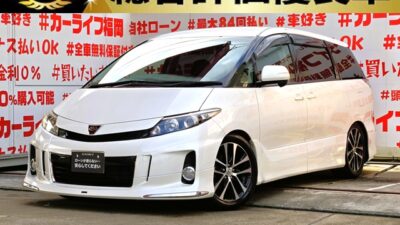 ESTIMA　エスティマ　アエラス【後期】【カスタム】【総合評価優良車】 ＂人気の後期型エスティマ再入庫！！＂💎ＴＥＩＮ車高調ローダウン＆モデリスタフロントハーフエアロ装着済💎✨直進安定性抜群の流線形ボディー✨純正８インチＨＤＤナビ🗾ＤＶＤ💿🎵Ｂｌｕｅｔｏｏｔｈ🎶📱📞地デジフルセグＴＶ内臓型📺走行中映像視聴可能🎶７人乗りキャプテンシート💺タイプ・オットマン機能付きでクルーズ気分🚢アルパイン８インチリアモニター付でリアのエンタメも充実✨乗り降り楽々の両側パワースライドドア🚪クルーズコントロール&ビルドインＥＴＣで高速道路での長距離走行も楽々快適🌈🚗福岡店専用HPでも在庫確認可能‼✨ 【carlifegroup.fukuoka.jp/】で検索🕵️‍♂️