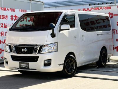 CARAVAN NV350　キャラバン　ロングプレミアムGX【車検１年付】専用ベットキット✨キラーフィールド16インチAW🛞両側スライドドアで荷物の出し入れ＆乗り降りラクラク!🚪両側オートクロージャ―装備🎉純正ＳＤナビ🗾Ｂｌｕｅｔｏｏｔｈ🎶📱📞フルセグＴＶ内蔵型📺安心ミラー型ドライブレコーダー装備📷仕事だけでなく趣味やレジャーにも🌞カスタムベース車としても最適🎉最大積載量１，０００ｋｇ📦ドライブレコーダー装着済で安心録画📹🌈🚗福岡店専用HPでも在庫確認可能‼✨ 【carlifegroup.fukuoka.jp/】で検索🕵️‍♂️(1年保証付き)