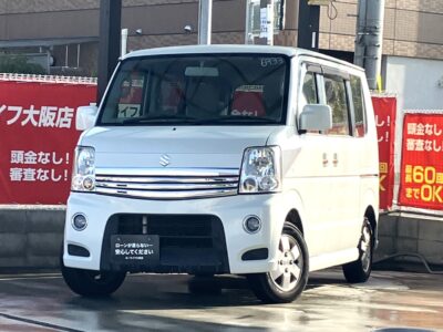 エブリイワゴン　PZターボ　2代目後期型　大きなお荷物でもラクラク積めちゃう乗用仕様の軽箱📦　パワースライドドア付きで人数が多い際でも乗り降りしやすい✨　ターボ付きのため積載量が多くても力強く走ってくれます💥　　🌜大阪店専用HPも要チェック❗carlifegroup.jp で検索🕵️‍♂️　Instagram・Twitter・TikTokも随時更新中❗❗🌛《1年保証付》