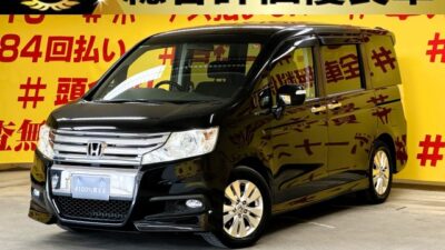 STEPWGN　ステップワゴンスパーダ　Z　【総合評価優良車】社外ナビ🗾CD📀ＤＶＤ💿フルセグＴＶ📺両側パワースライドドア🚪付きで楽々開閉が可能🚗お子様も乗り降り楽々🎵バックカメラ付で駐停車時も安心🙆‍♀️3列目床下格納の広いラゲッジスペースでファミリーの方や旅行＆アウトドアにも最適です😍パドルシフトでシフトチェンジも楽々🎶夜間でも明るいHIDヘッドライト&フォグ🔦🌜TOKYO店専用HPにて更新中❗ carlifegroup.tokyo.jpで検索🕵️‍♂️🌛《1年保証付》