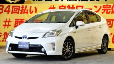 PRIUS　プリウス　S マイコーデ【後期型】【ワンオーナー車】【特別仕様車】【総合評価優良車】💎純正オプションサイドドアガーニッシュ＆リアバンパーステップガード＆ブラウン系レザーシート装着済😮アルパイン１１インチディスプレイオーディオ🎶Ｂｌｕｅｔｏｏｔｈ📱🎶📞ＨＤＭＩ📀ＡｐｐｌｅＣａｒＰｌａｙ＆ＡｎｄｒｏｉｄＡｕｔｏ対応🗾燃費性能抜群のハイブリッドセダン・ＪＣ０８モード燃費３０．４ｋｍ／Ｌ🌿🌈高速走行はクルーズコントロール機能にお任せ・楽々運転🎉ＬＥＤヘッドライト＆フォグランプで夜間の視野性も抜群💡🌈車検２年付🌈TOKYO店専用HPにて更新中❗ carlifegroup.tokyo.jpで検索🕵️‍♂️🌛《1年保証》