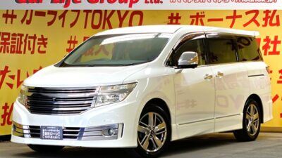 ELGRAND　エルグランド　ライダー　＂専用エアロバンパー・スポーツマフラー・大型ルーフスポイラー装着車＂高級感溢れるインパネ内装・黒本革シート・パワーシート装備💺💡両側パワースライドドア🚪＆電動リアゲート🚪＆ワンタッチスライドドア機能付で荷物の積み下ろし＆乗降り楽々🎉純正ＨＤＤナビ🗾ＤＶＤ💿Ｂｌｕｅｔｏｏｔｈ📱🎶フルセグＴＶ内蔵型📺走行中映像視聴可能👀✨７人乗りキャプテンシート・オットマン機能付💎アルパイン１１.５インチフリップダウンモニター付でリアエンタメもＯＫ📺💎アラウンドビューモニターで周囲の安全確認も一目稜線👀月々２万円台～ＯＫ🎶車検２年付🌈🌛TOKYO店専用HPにて更新中❗ carlifegroup.tokyo.jpで検索🕵️‍♂️🌛《1年保証》