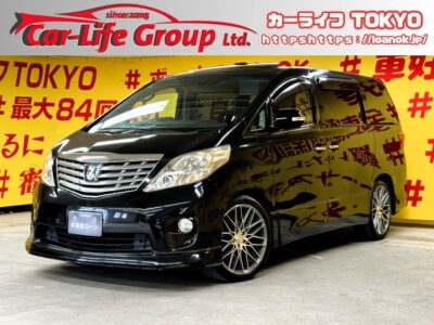 ALPHRD　アルファード　350S  Cパッケージ【サンルーフ】👑装備品多数の上級グレード👑ツインムーンルーフ＆2列目オットマン付きエグゼクティブシートで高級感抜群👀🎉社外20インチホイール(TRIBE FORCE)＆フロントスポイラーで見た目もかっこよく決まってます😍✨乗り降り＆荷物の出し入れ楽々な両側パワースライドドア＆パワーバックドアなど上級装備が多数です👌アルパイン製8インチHDDナビ装備！地デジフルセグTV&DVD視聴可能✨　Bluetoothオーディオ接続可能でスマホ等から音楽を流せます📱　アルパイン製フリップダウンモニターで後席の人もTVやDVDが視聴できます👪　障害物センサー&バックカメラで見えにくい部分もカバーしてくれますので安心・安全に運転出来ます📸　🌜TOKYO店専用HPにて更新中❗ carlifegroup.tokyo.jpで検索🕵️‍♂️🌛《1年保証付》